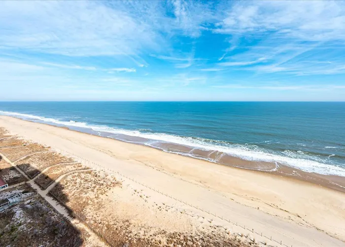 Century One-beautiful 2 Bed Oceanfront With Indoor Pool!