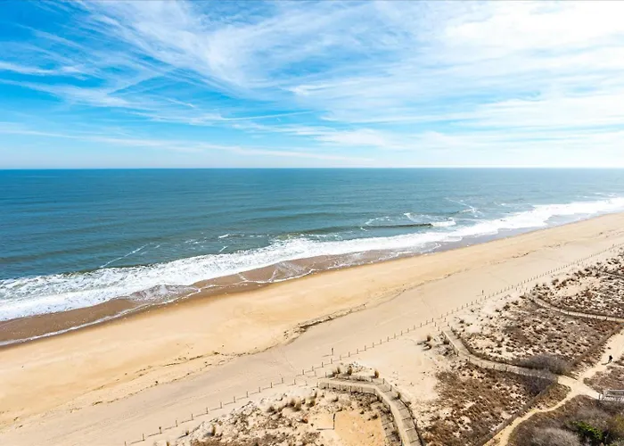 Century One-beautiful 2 Bed Oceanfront With Indoor Pool! *