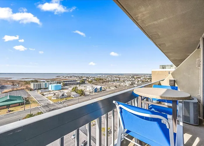 Century One-beautiful 2 Bed Oceanfront With Indoor Pool!
