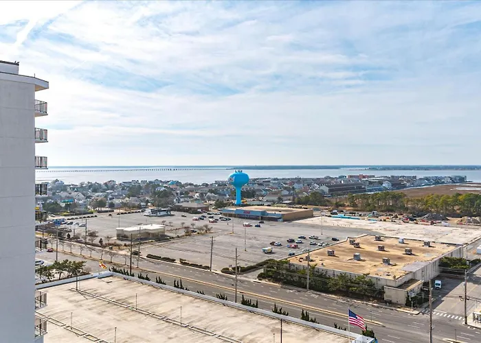 Century One-beautiful 2 Bed Oceanfront With Indoor Pool! Ferienhaus